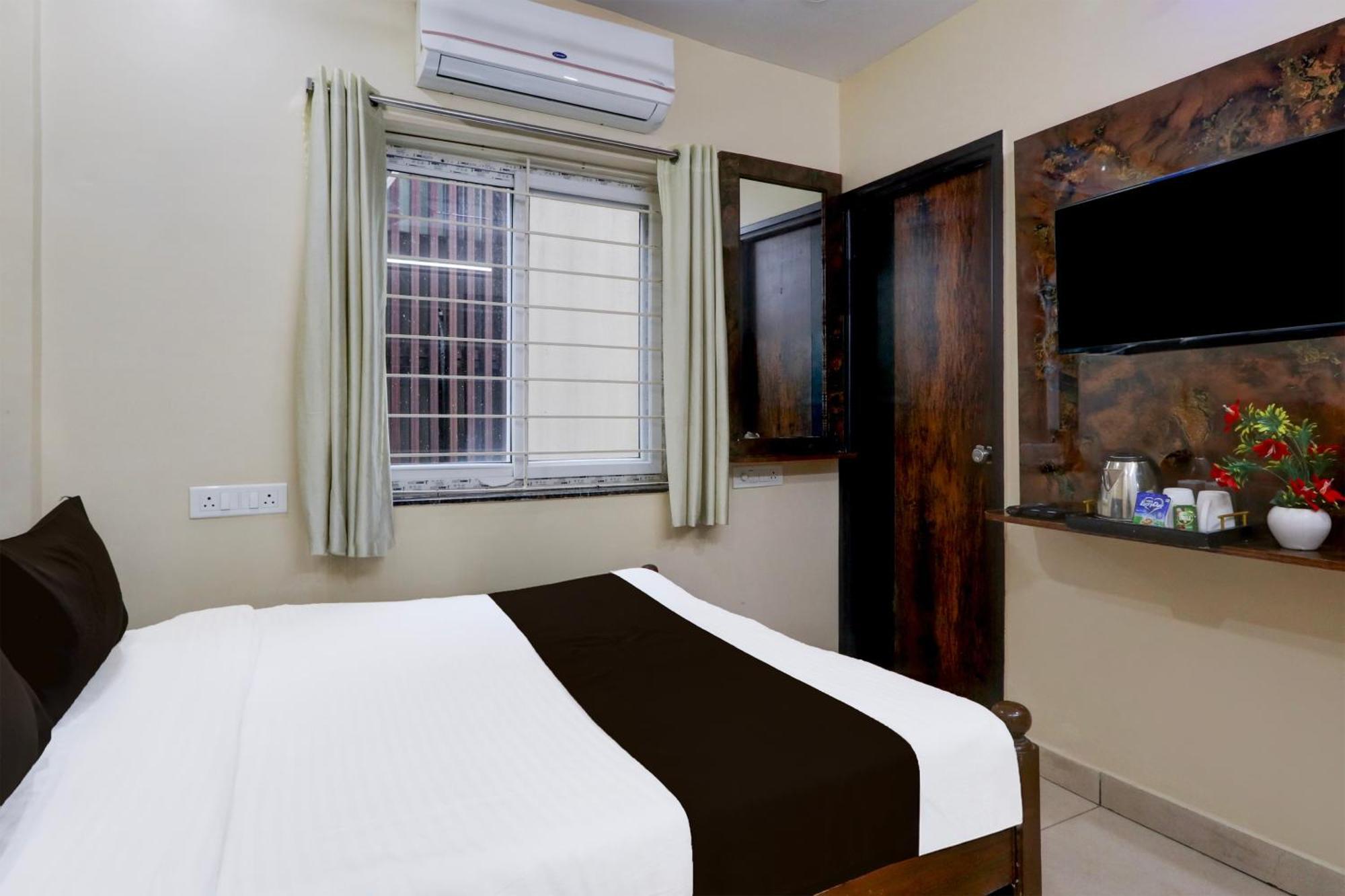 Hotel O Sai Manikanta Homes Hyderabad Bagian luar foto