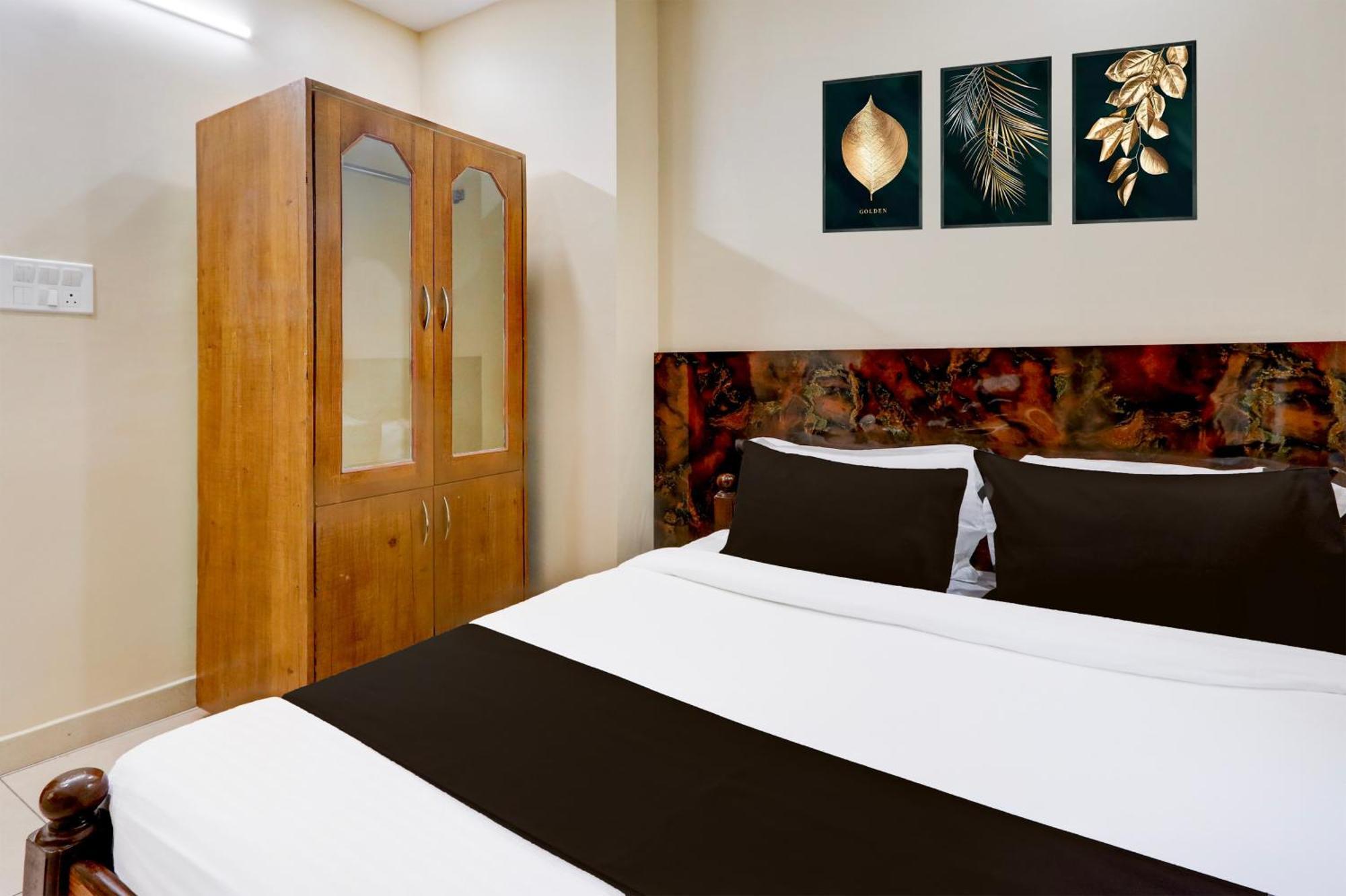 Hotel O Sai Manikanta Homes Hyderabad Bagian luar foto