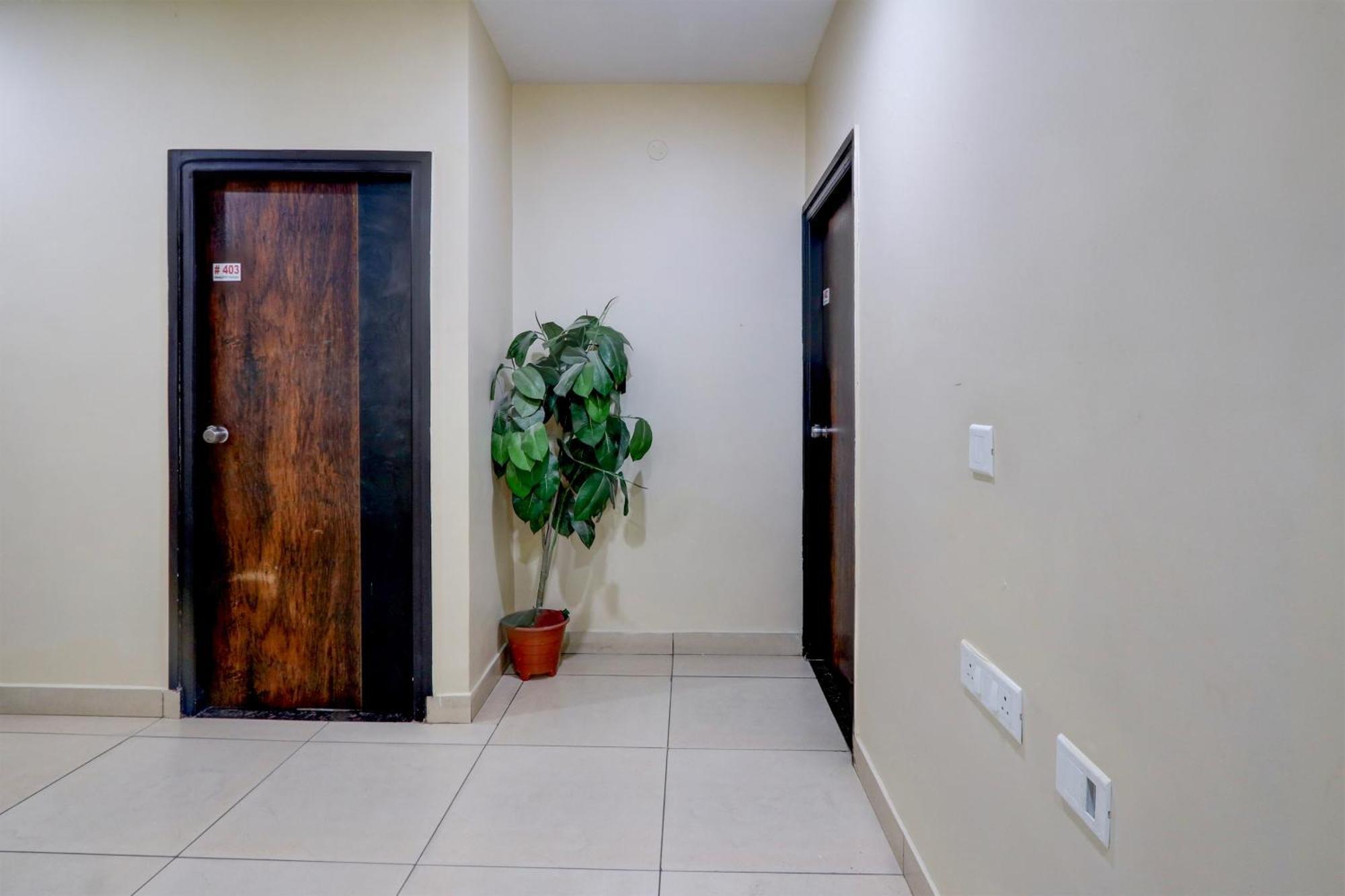 Hotel O Sai Manikanta Homes Hyderabad Bagian luar foto