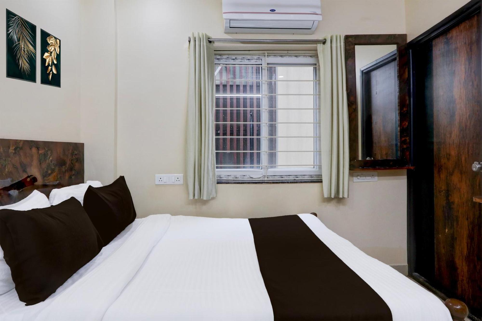 Hotel O Sai Manikanta Homes Hyderabad Bagian luar foto